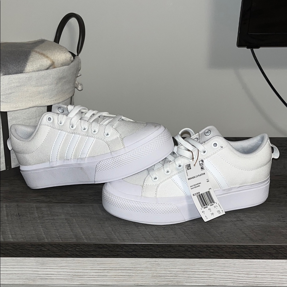 Adidas white platform sneakers - NWT. Size woman’s 6